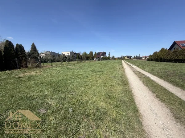Działka 2242 m² — Knurów