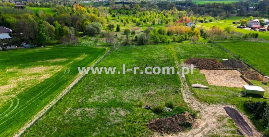 Działka 978 m² — Łyski, Pstrążna