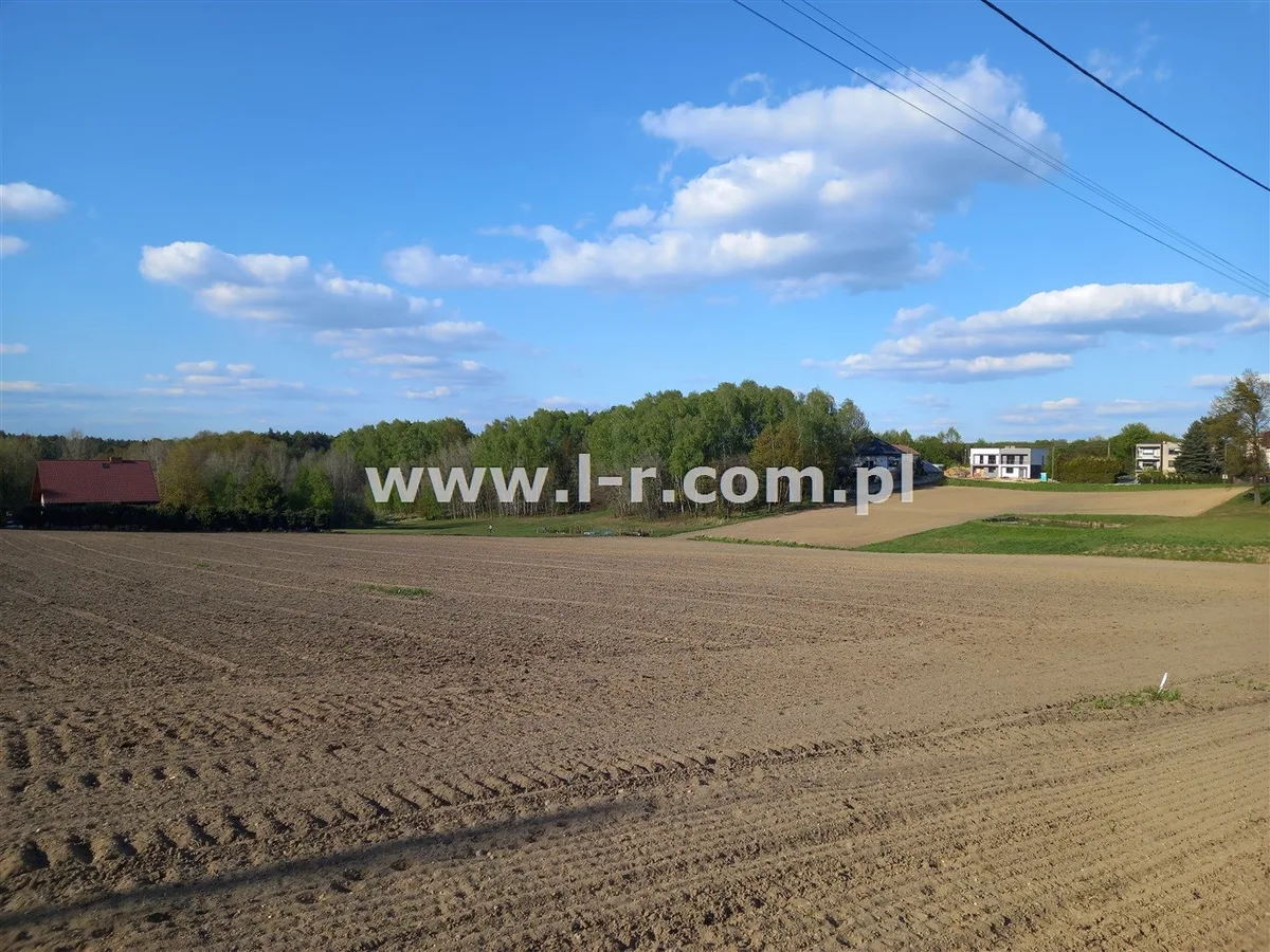 Działka 802 m² — Żory, Rój